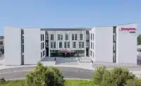 prefabricated-bathroom-pods-case-study-hotel-hampton-00 Prefabricated bathroom pods for hospitality - hotel project